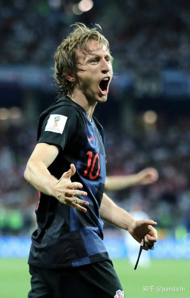 瓜达拉哈拉抽中巴萨后狂欢如夺冠