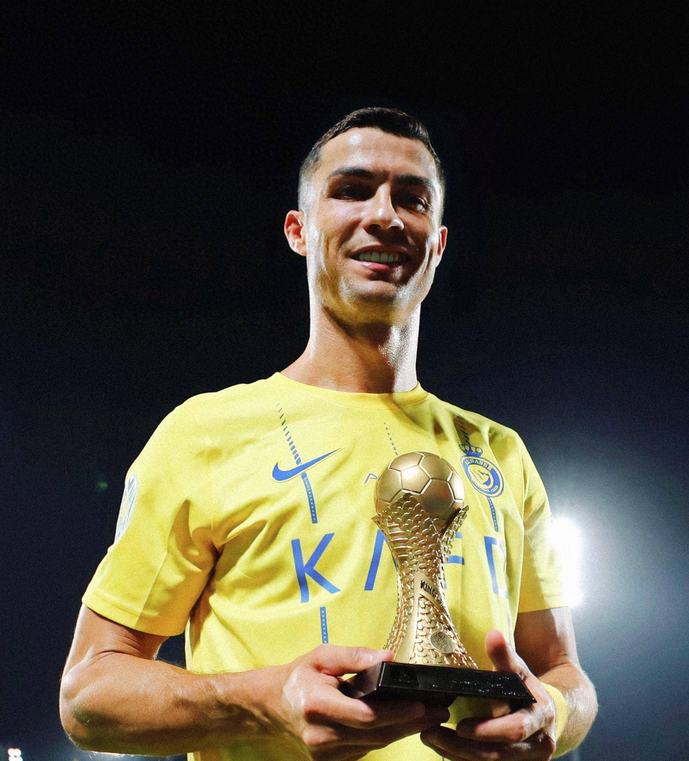 邮报评近5年曼联引援：姆伯莫居首、C罗第4，桑乔垫底